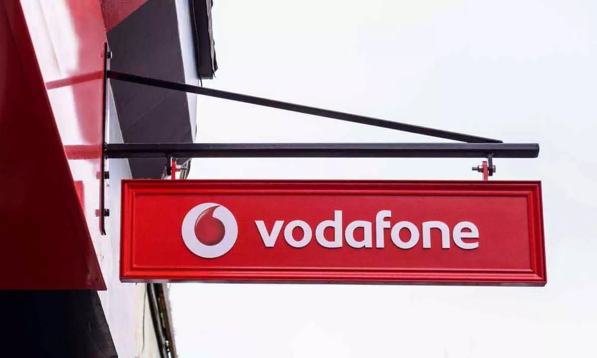 Vodafone dilutes 18% in Indus Towers for Rs 15k cr