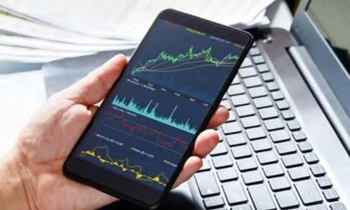 Nifty forms bearish engulfing candle