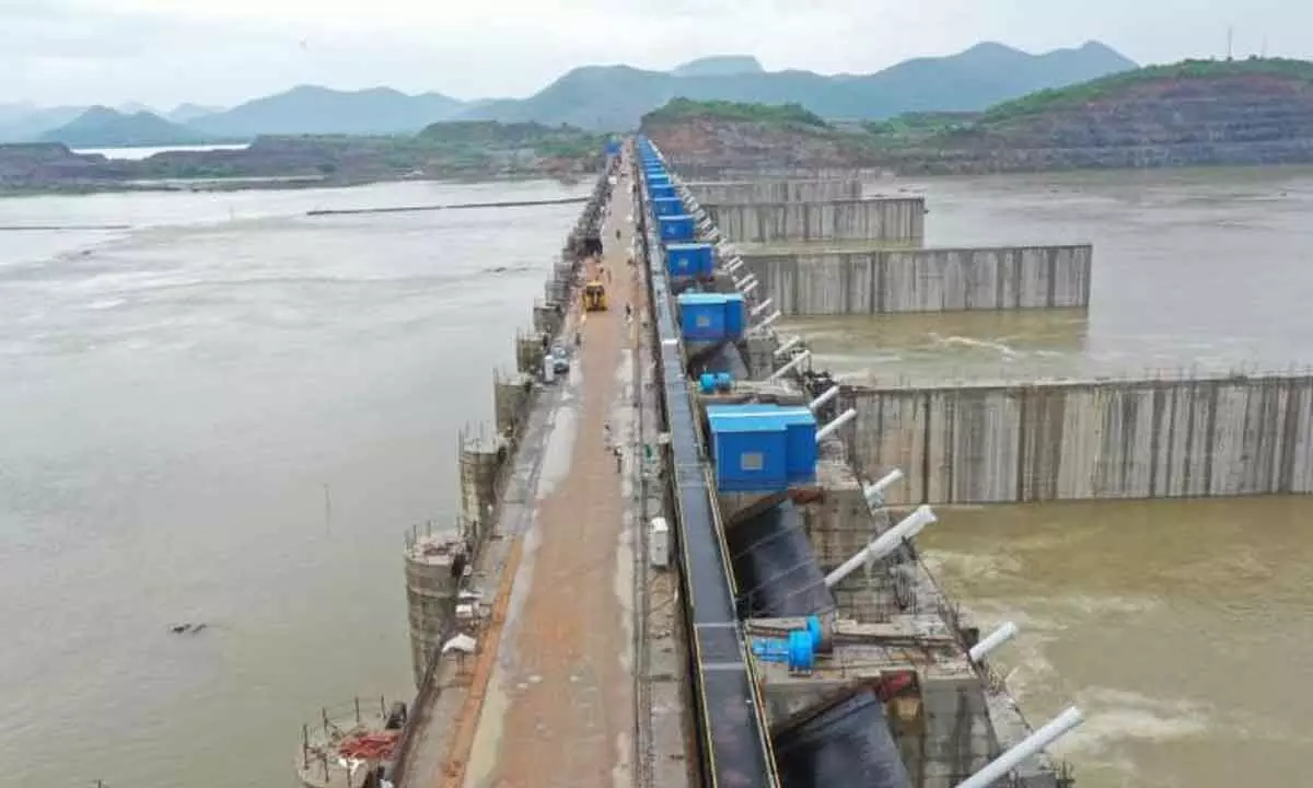 Experts from US, Canada to inspect Polavaram diaphragm wall damage