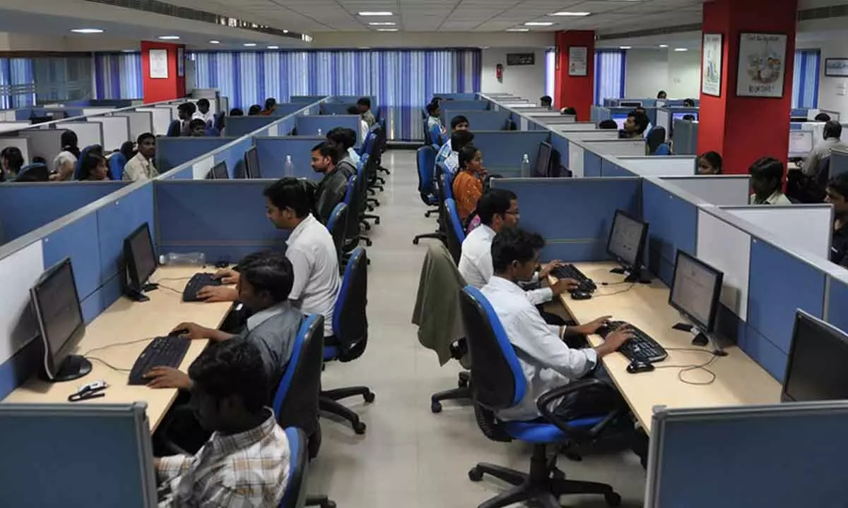 IT industry leaders for tweaking IT policy to bring big players to Andhra