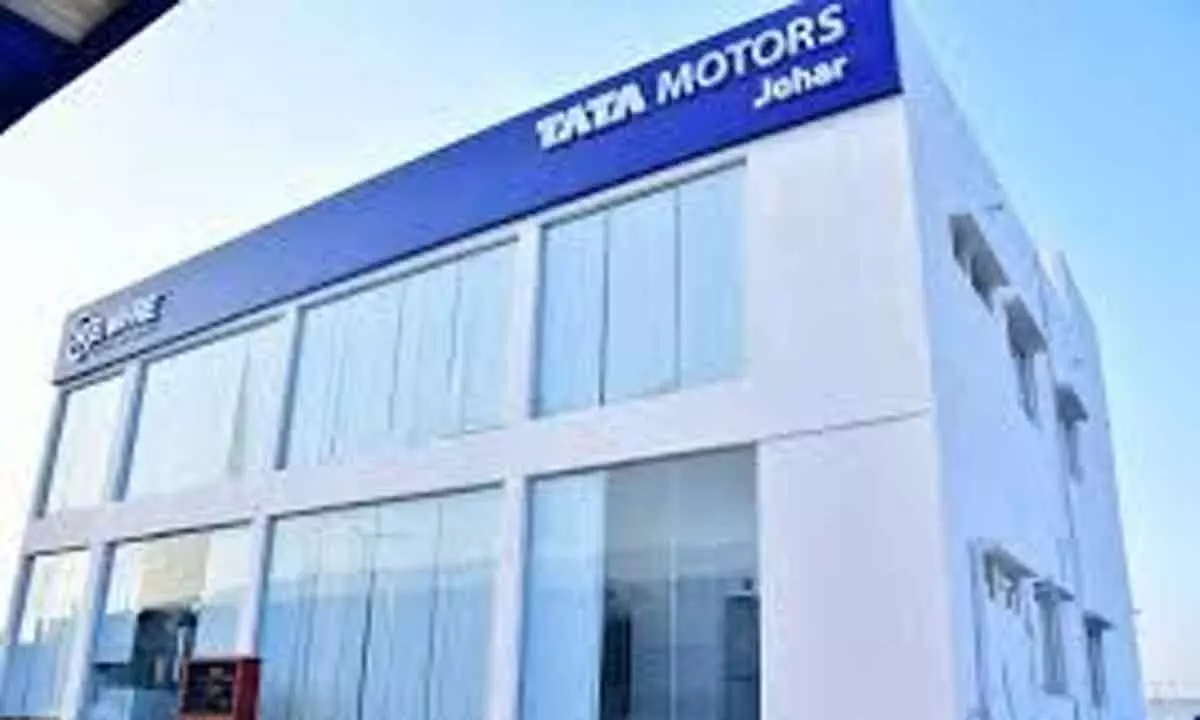 Tata Motors clocks 2% growth in wholesales