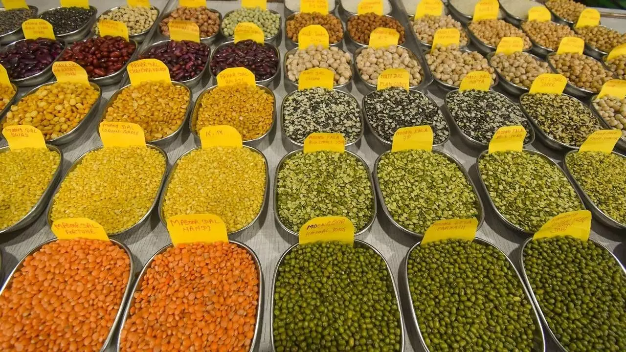 Centre to monitor prices of 16 more food items on daily basis