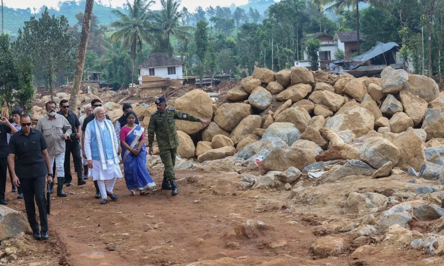 PM Modi Visits Wayanad, Compares to Morbi Disaster