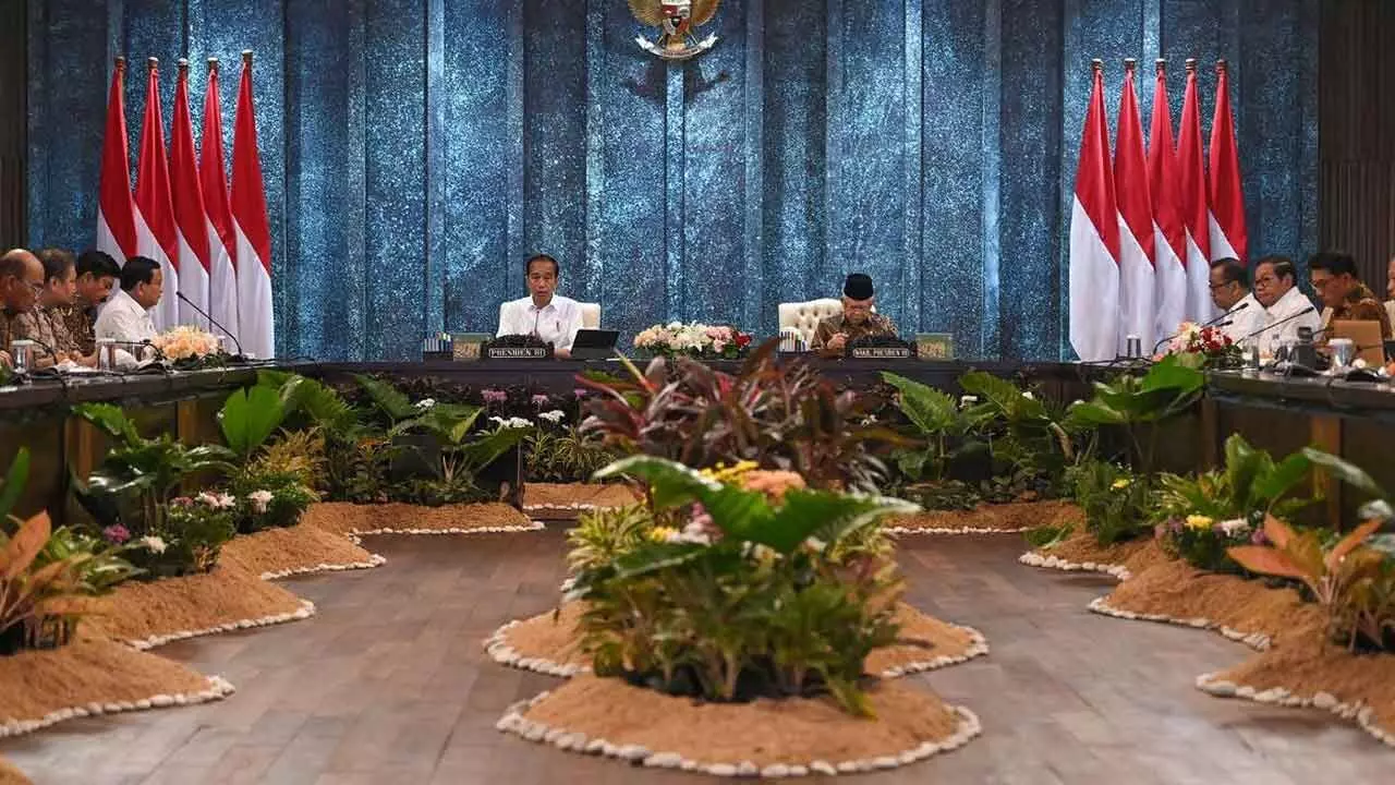 Prez Widodo holds cabinet meet in Nusantara