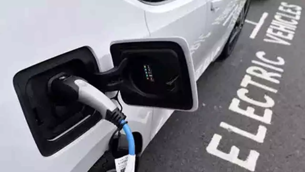 As sale of EVs decrease, automotive firms slash technology spend