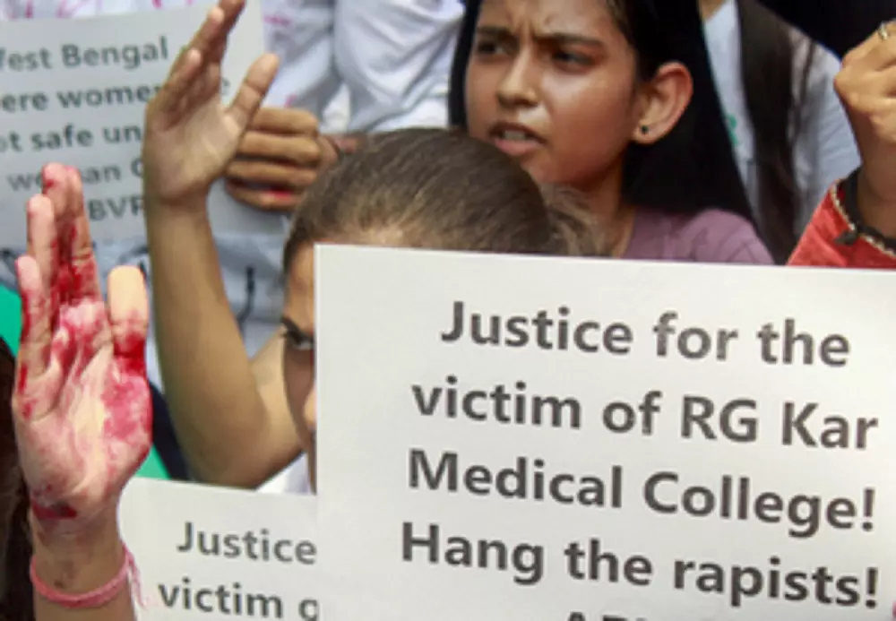 SC takes suo moto cognisance of RG Kar case, to hear matter on Tuesday