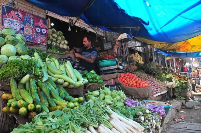 Consumer price inflation for rural labourers eases in July