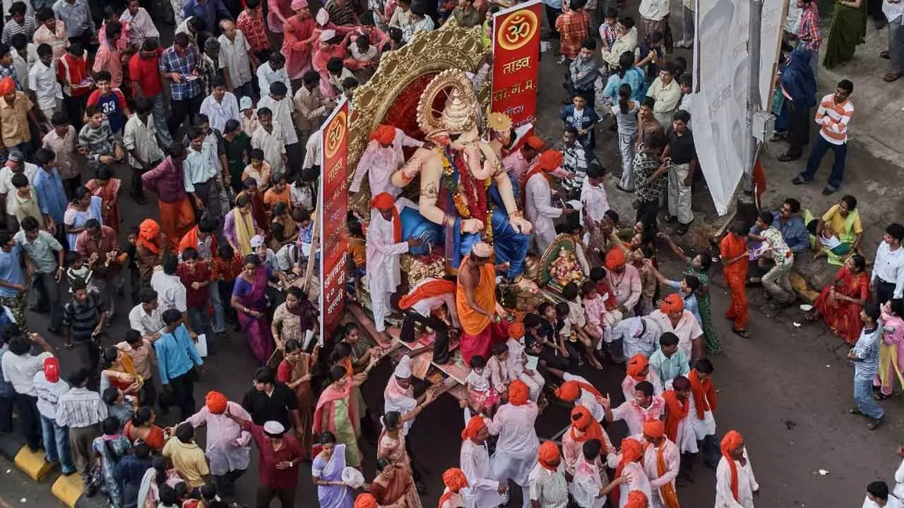 SC Stays NGT’s Cap On Dhol-Tasha Troupes For Ganpati Visarjan