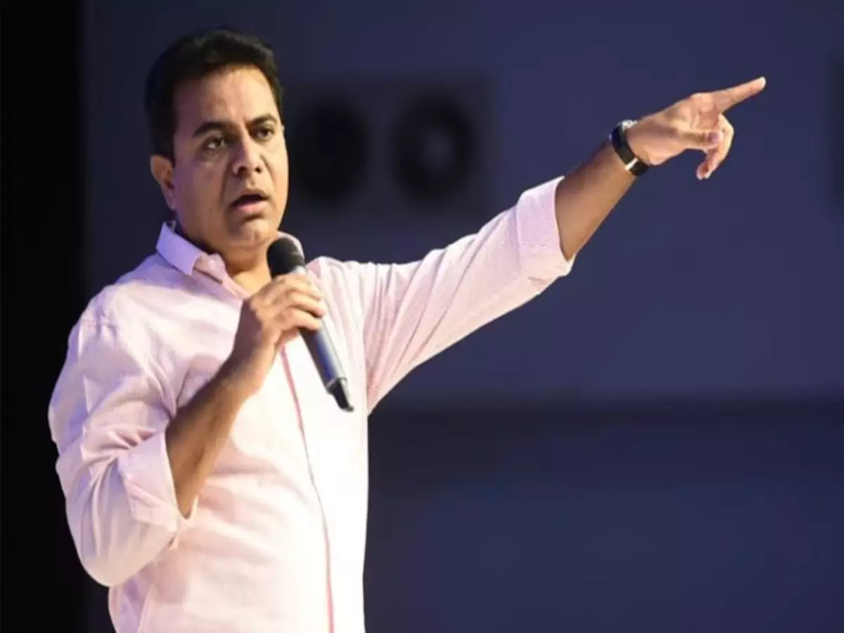 CM Revanth Taking Revenge on People of Sircilla and Weavers: KTR