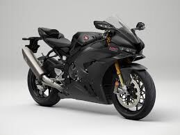 Honda Unveils Limited-Edition CBR1000RR-R Fireblade SP Carbon Edition Racing Machine