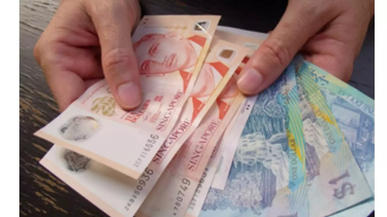 Singapore to maintain currency policy