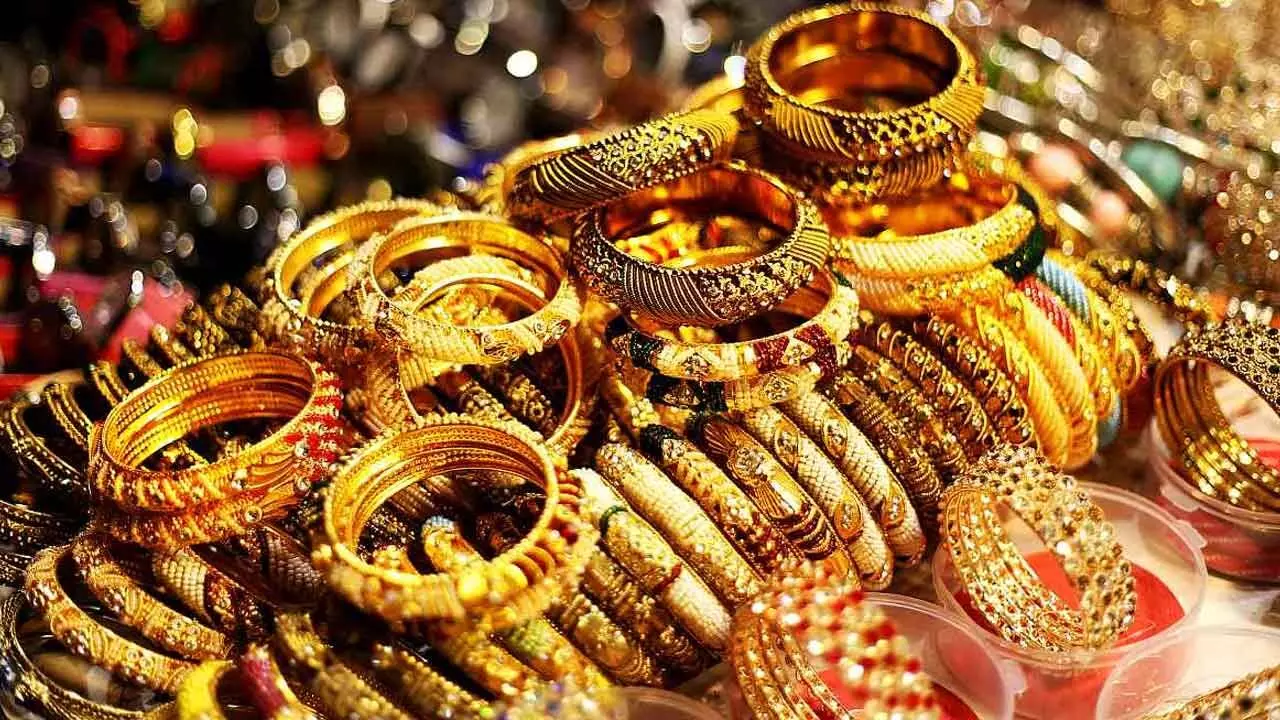 Dhanteras: Jewellers See Brisk Sales