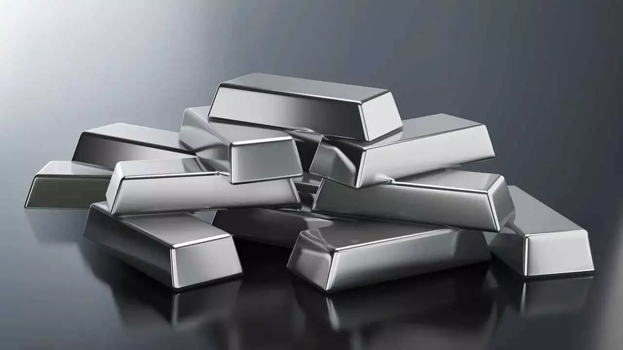 Silver May Touch Rs 1.25 Lakh A Kg: Motilal Oswal