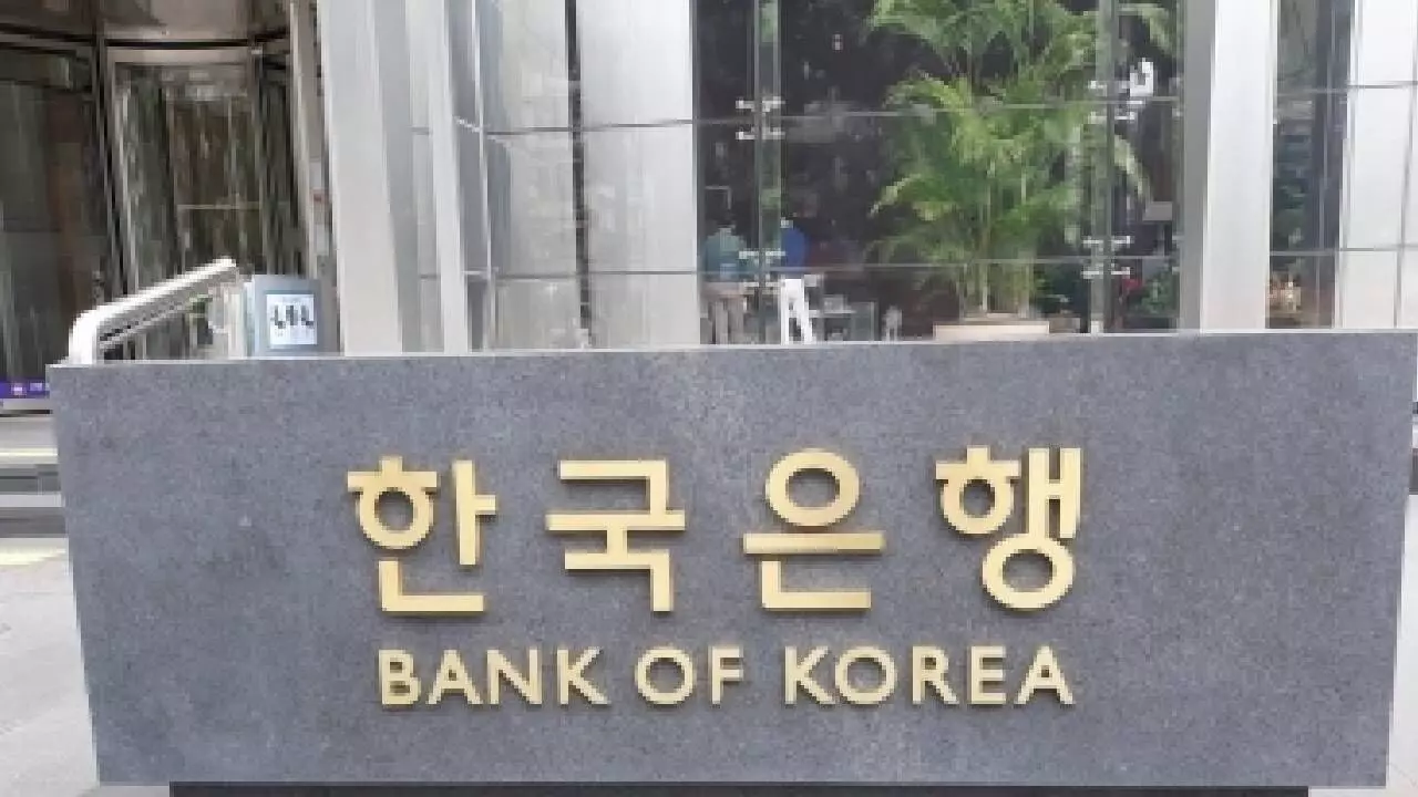 South Korea’s foreign reserves fall to $415.6 billion in Oct