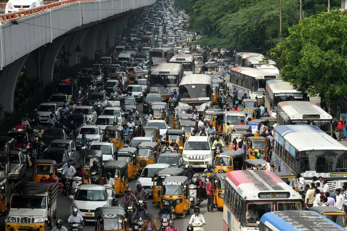 Over 2.66 Lakh Motorists in Hyderabad Caught Jumping Signals in 10 Months