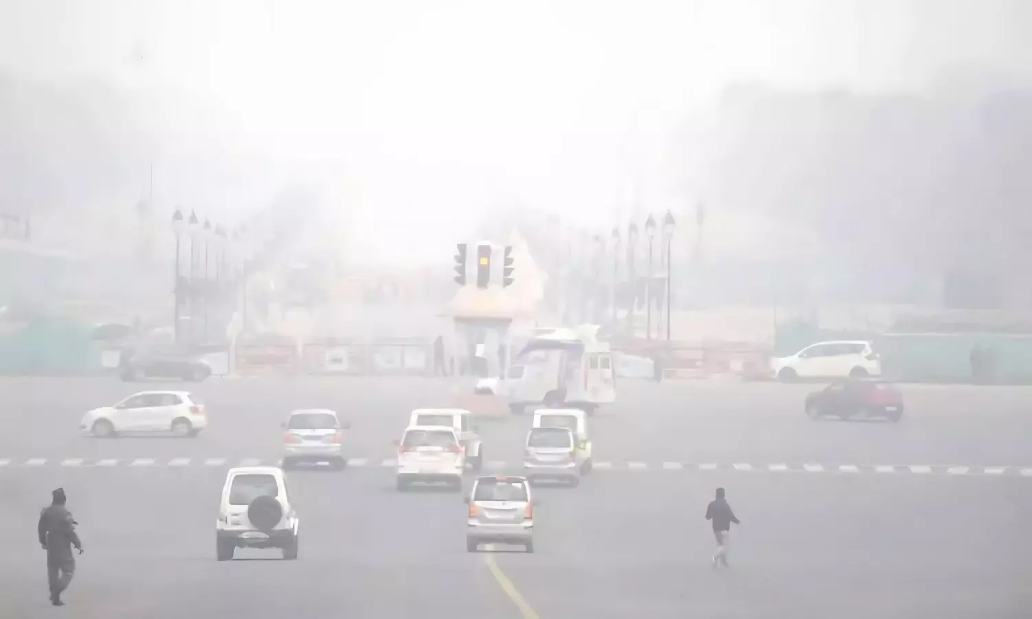 Seasons First Dense Fog Hits Delhi