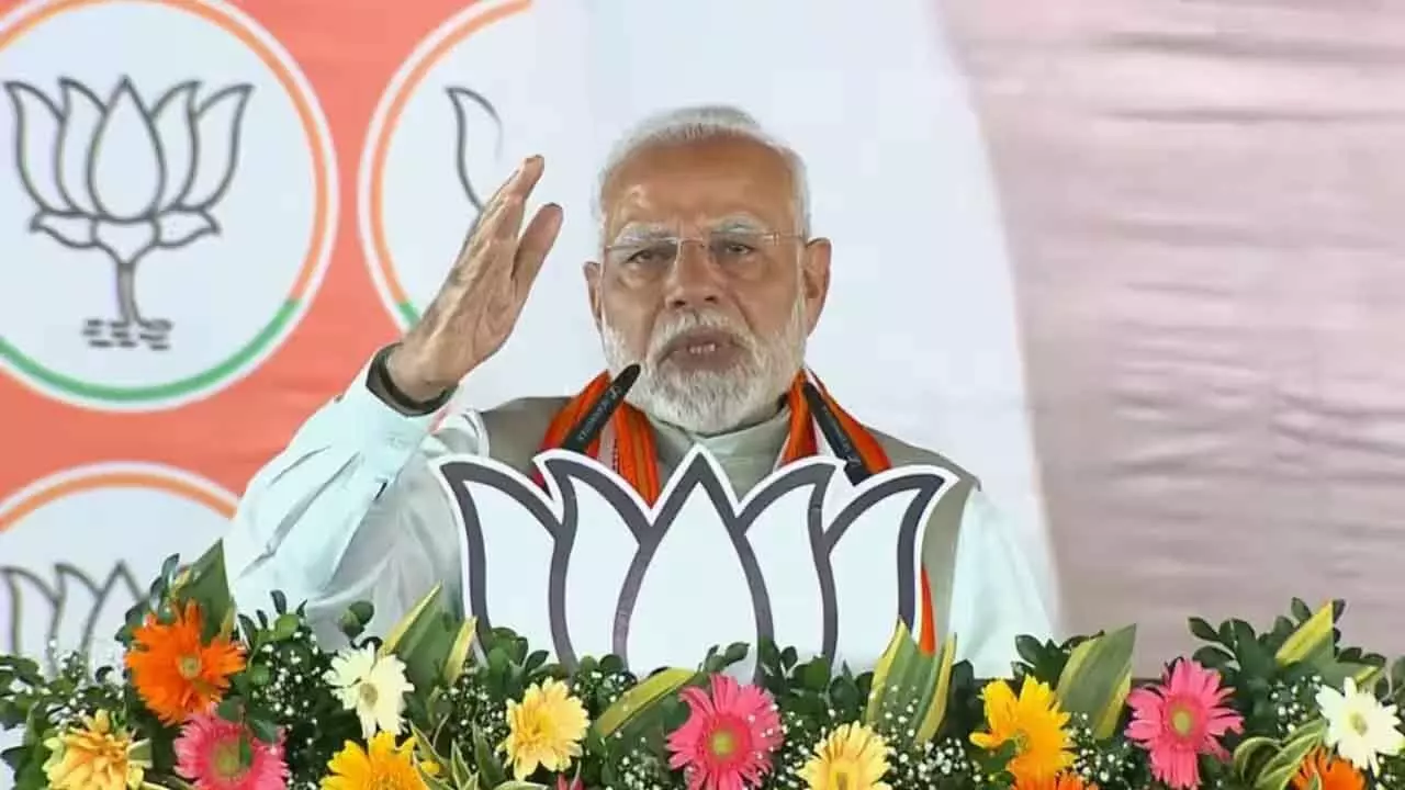 JMM-Cong-RJD Looted Funds Sent By Centre For Jharkhand: PM Modi