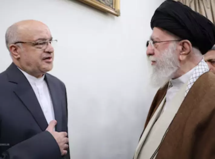 Iran supreme leader Ayatollah Ali Khamenei in coma? But his office shares pic meeting envoy