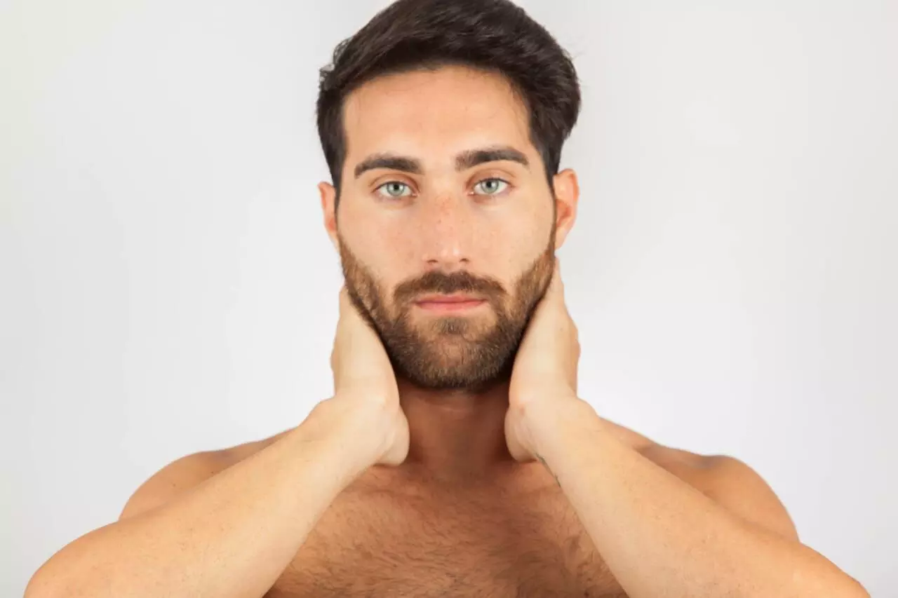 Cost of beard transplant in Delhi: Factors You need to consider