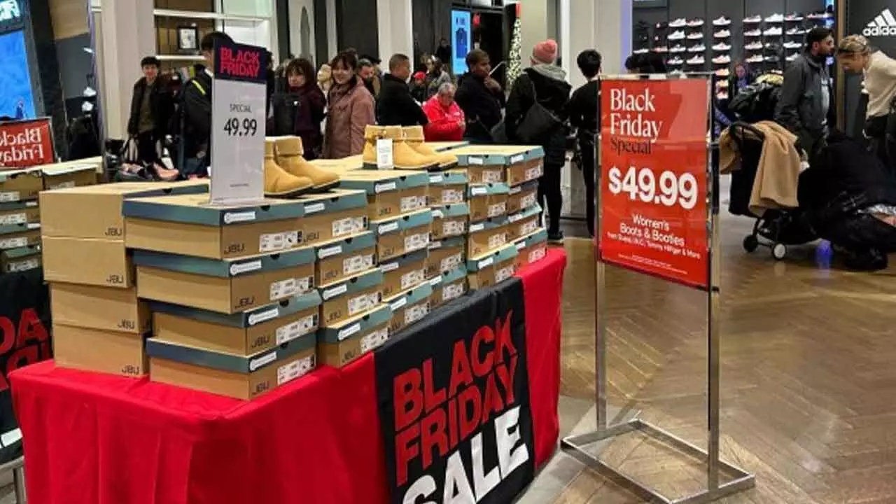 Retailers Bank On Black Friday To Energise In-Store Shopping