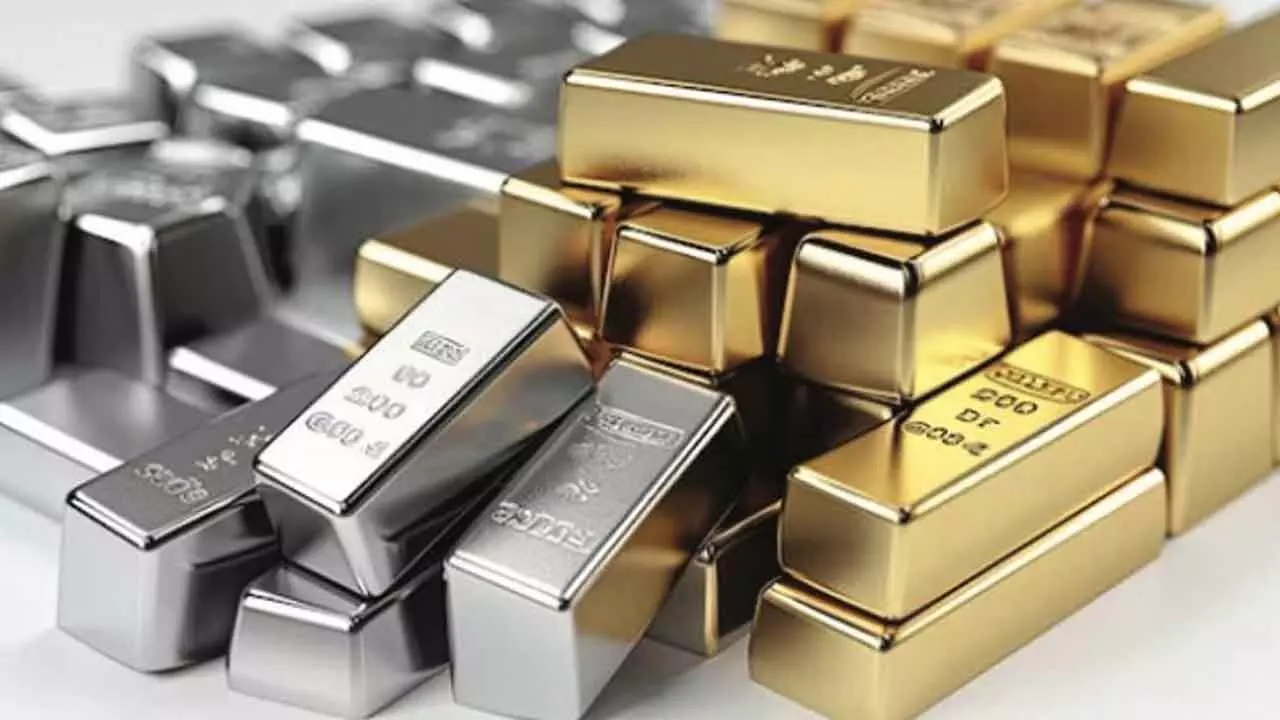 Gold Slumps Rs 1,150, Silver Declines Rs 300