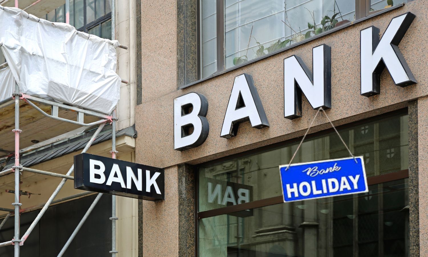 Bank Holiday Update: Are Banks Open On Saturday, December 21, 2024 