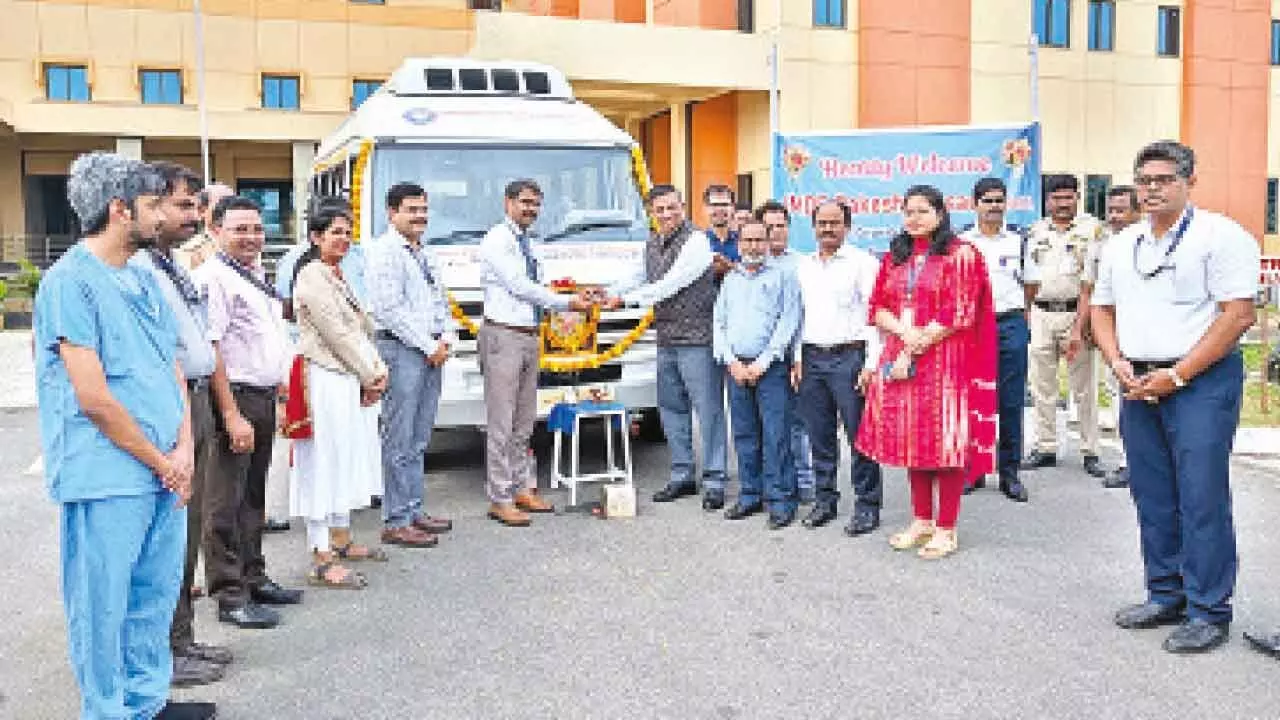 HSL Donates Multi-Purpose Vehicle To Cancer Hospital