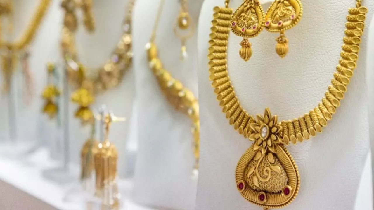 Gold Rate Today: Latest Gold and Silver Prices in Hyderabad – December 24, 2024