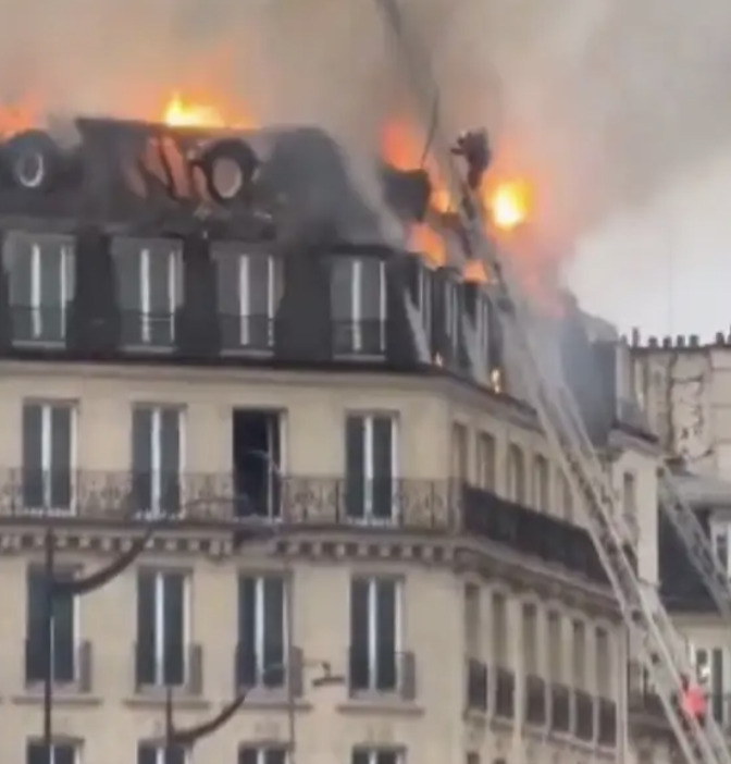 Eiffel Tower Fireplace: 1,200 vacationers evacuated after blaze breaks out at Paris landmark