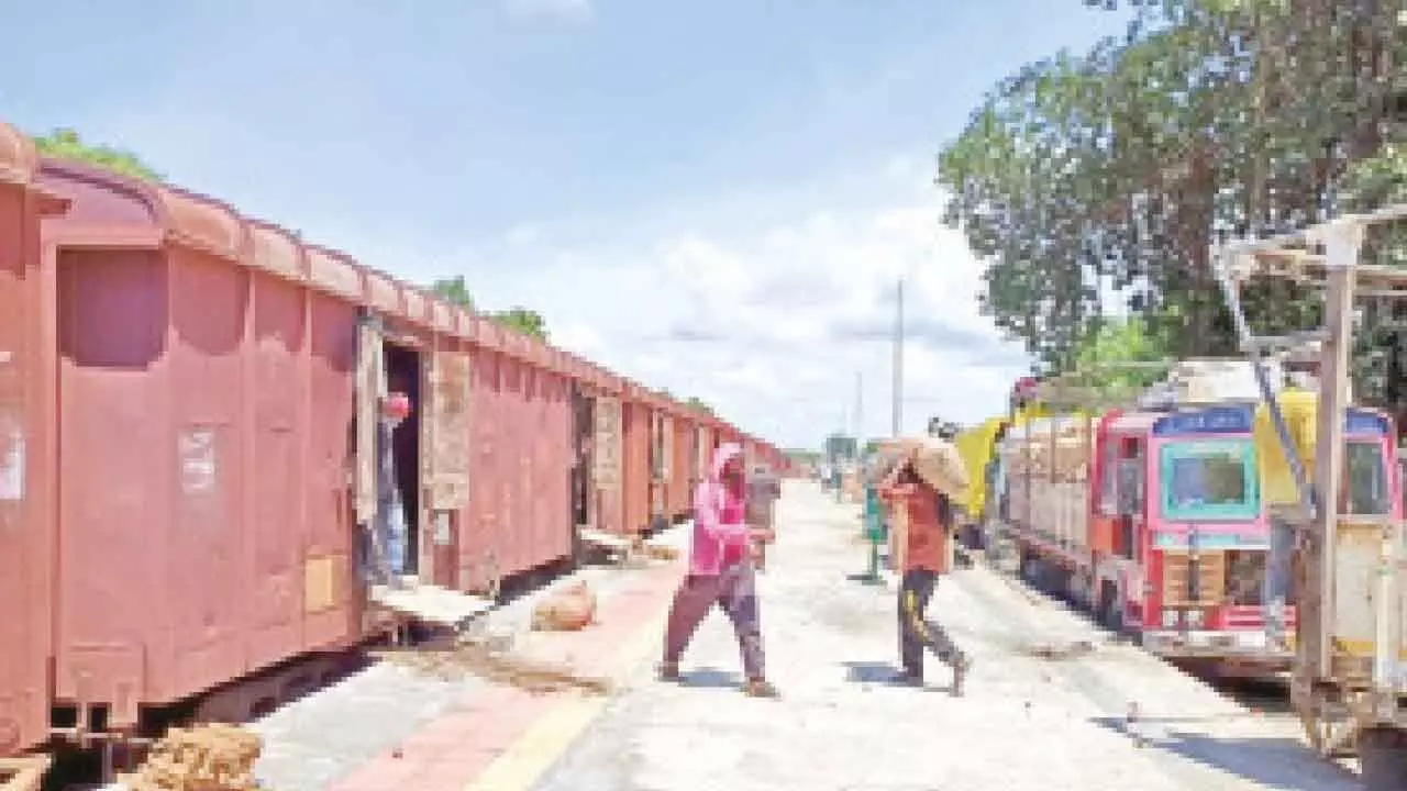 V’wada Railway Division Surpasses Scrap Sales Target