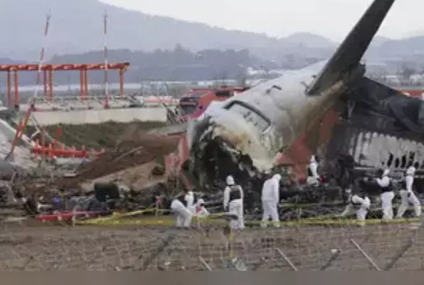 Shares of Boeing slide after South Korea plane crash killing 179