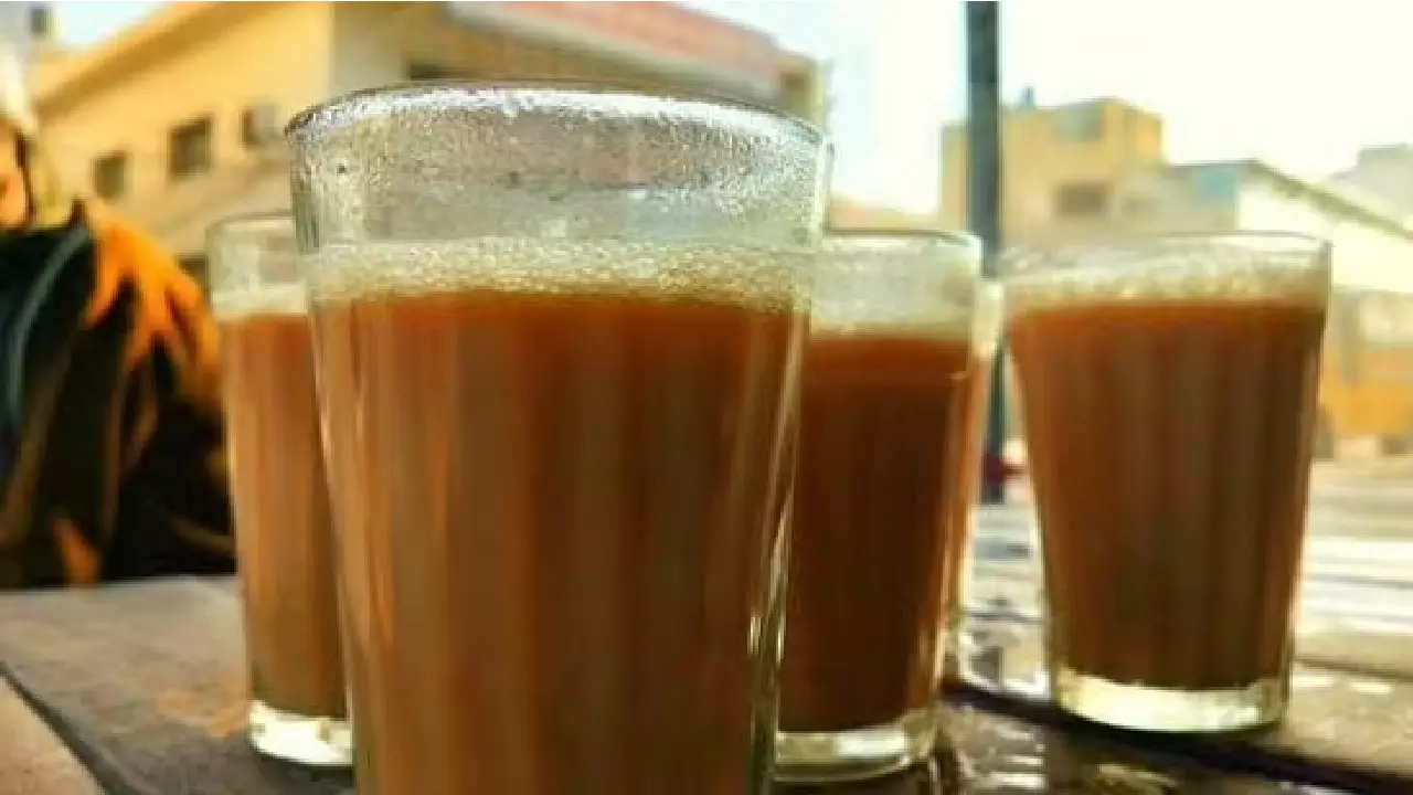 Hyderabad’s Irani Chai: A Sip of History That Will Surprise You!