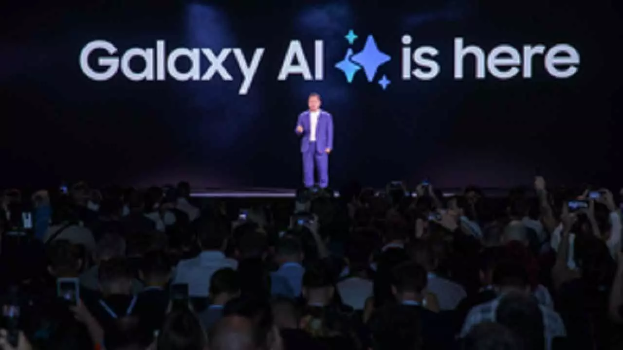 Samsung To Launch AI-Based Phones In US This Month