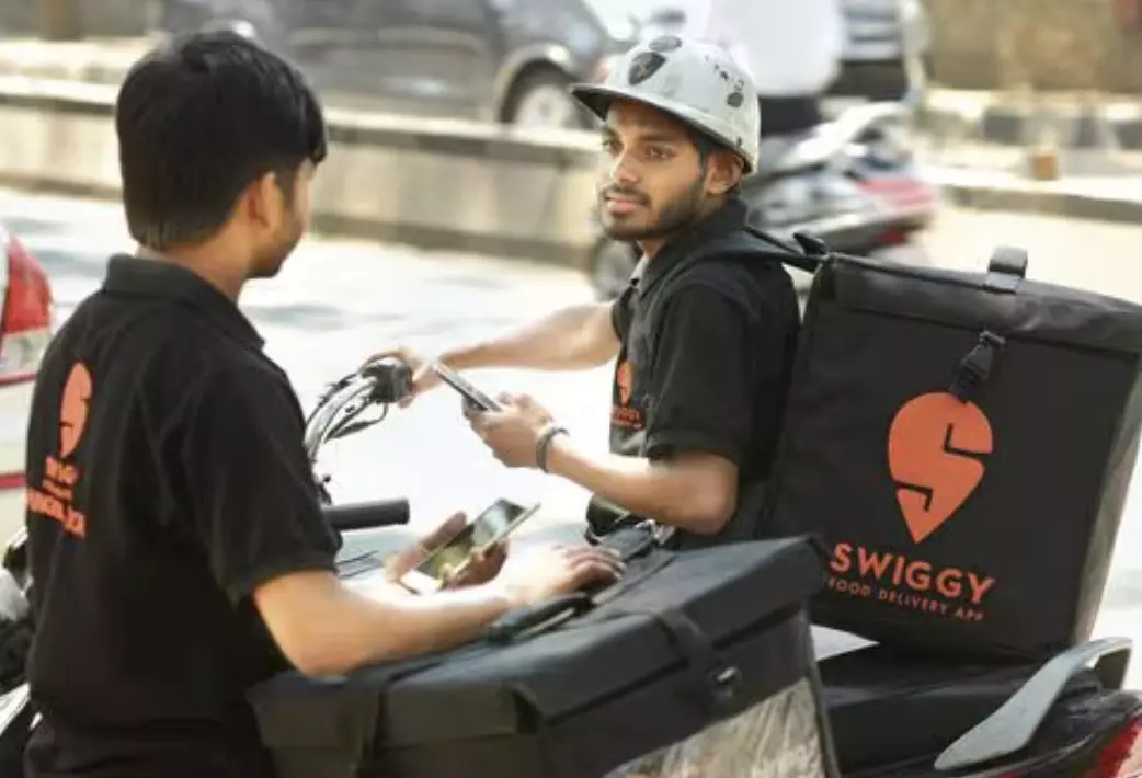 Swiggy joins hands with Robin Hood army to combat hunger with Swiggy Serves Initiative