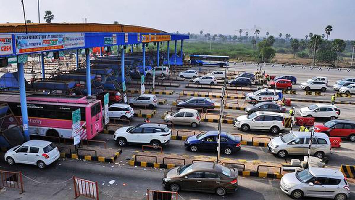 Traffic Congestion on Hyderabad-Vijayawada Highway as Sankranthi Travelers Rush Home