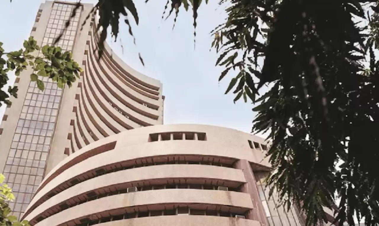 Market capitalization surges by ₹6 trillion to hit ₹423 trillion; Sensex gains 170 points