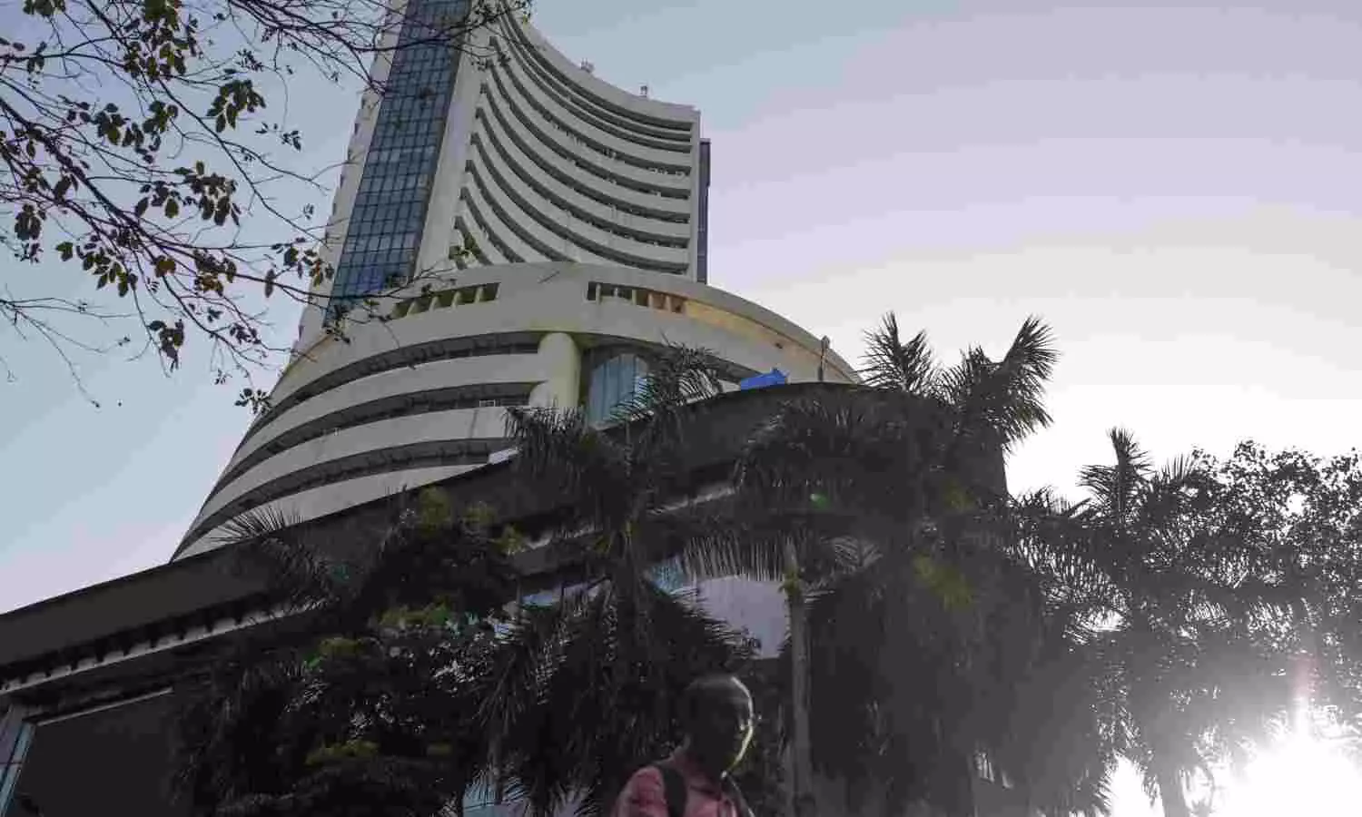 BSE share price jumps over 5%, extends rally to third day as analysts remain bullish; should you buy?