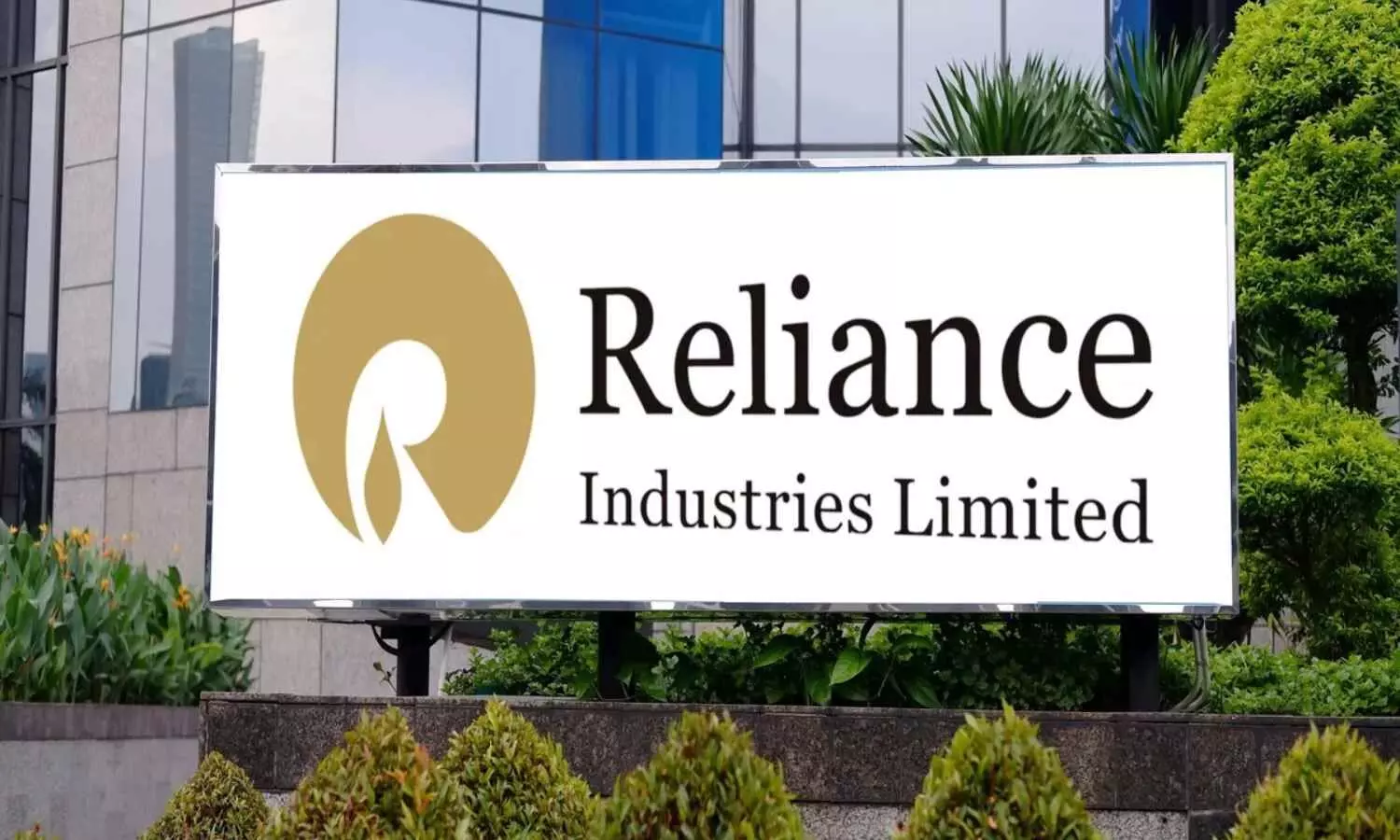 Reliance Industries Q3 Results 2025 on 17 Jan, 2025: profit rise by 7.38% YOY, profit at ₹18540 crore and revenue at ₹243865 crore