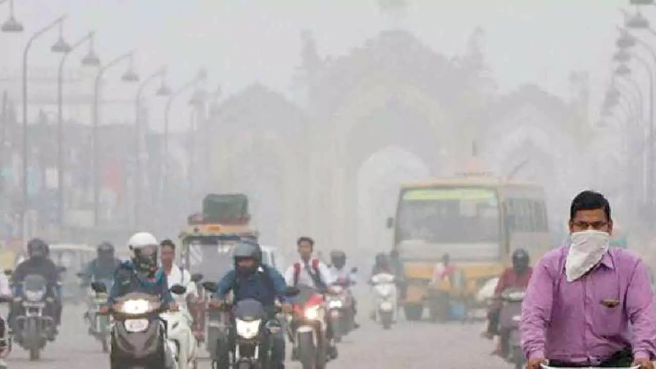 Stop Blaming Punjab And Haryana Farmersfor Delhi’s Strangulating Toxic Air Levels