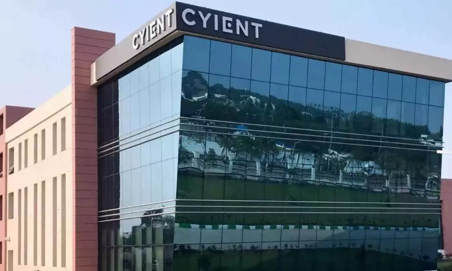 Cyient Shares Down 15% as Net Profit Slumps by 31.6% QoQ to ₹127.7 crore