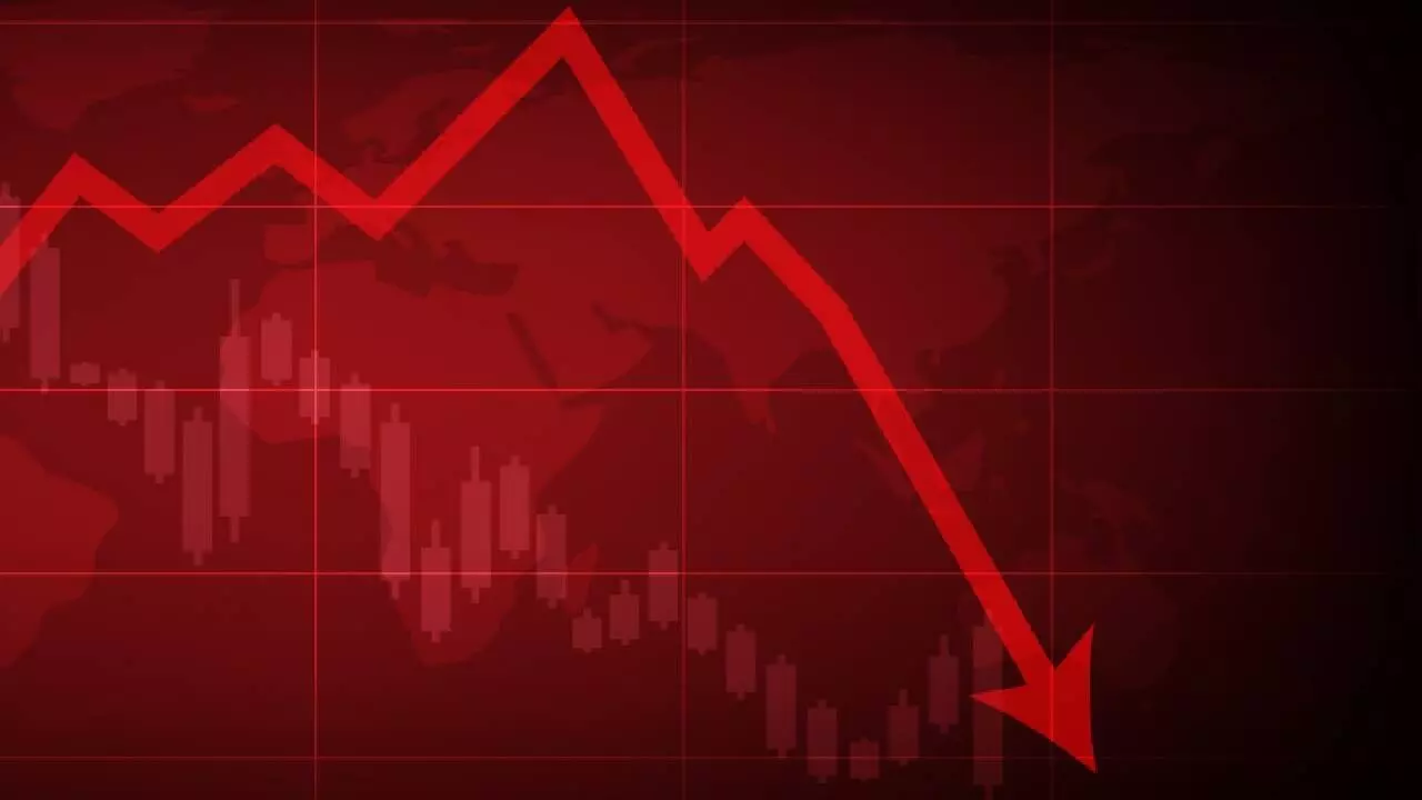 Pvt sector activity down, mfg up in Jan