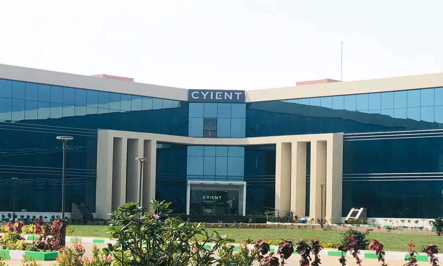 Cyient Shares Tumble 19% After CEO Exit: Here’s What You Need To Know