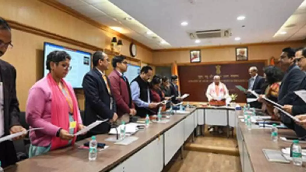 Jitan Ram Manjhi Administers Pledge On TB Mukt Bharat