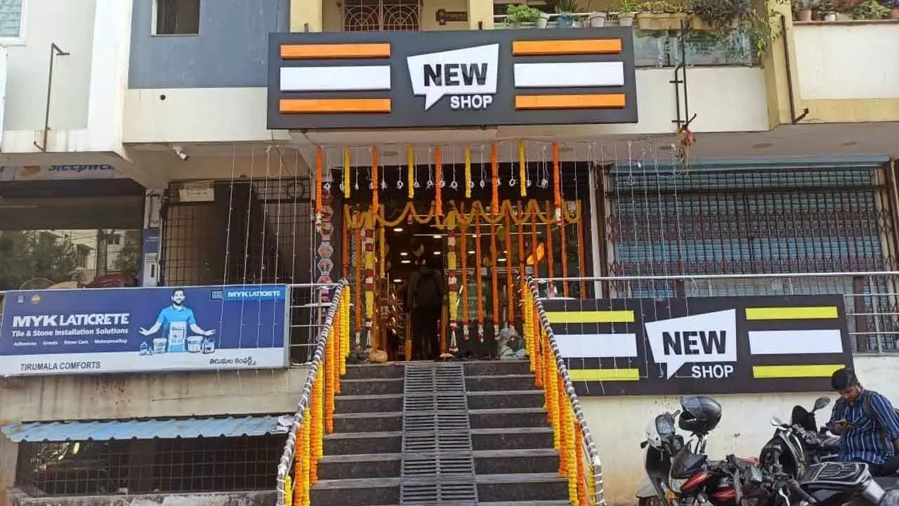 New Shop Opens Outlets In Hyd, Vizag