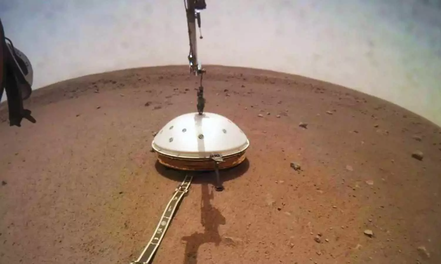 Two Mars spacecraft teamed up with AI to find a fresh impact crater on the surface