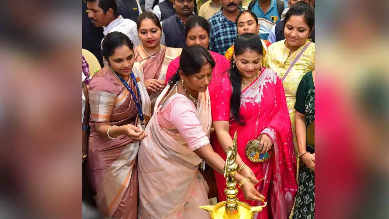 PMJ Jewels Opens Store In Srikakulam