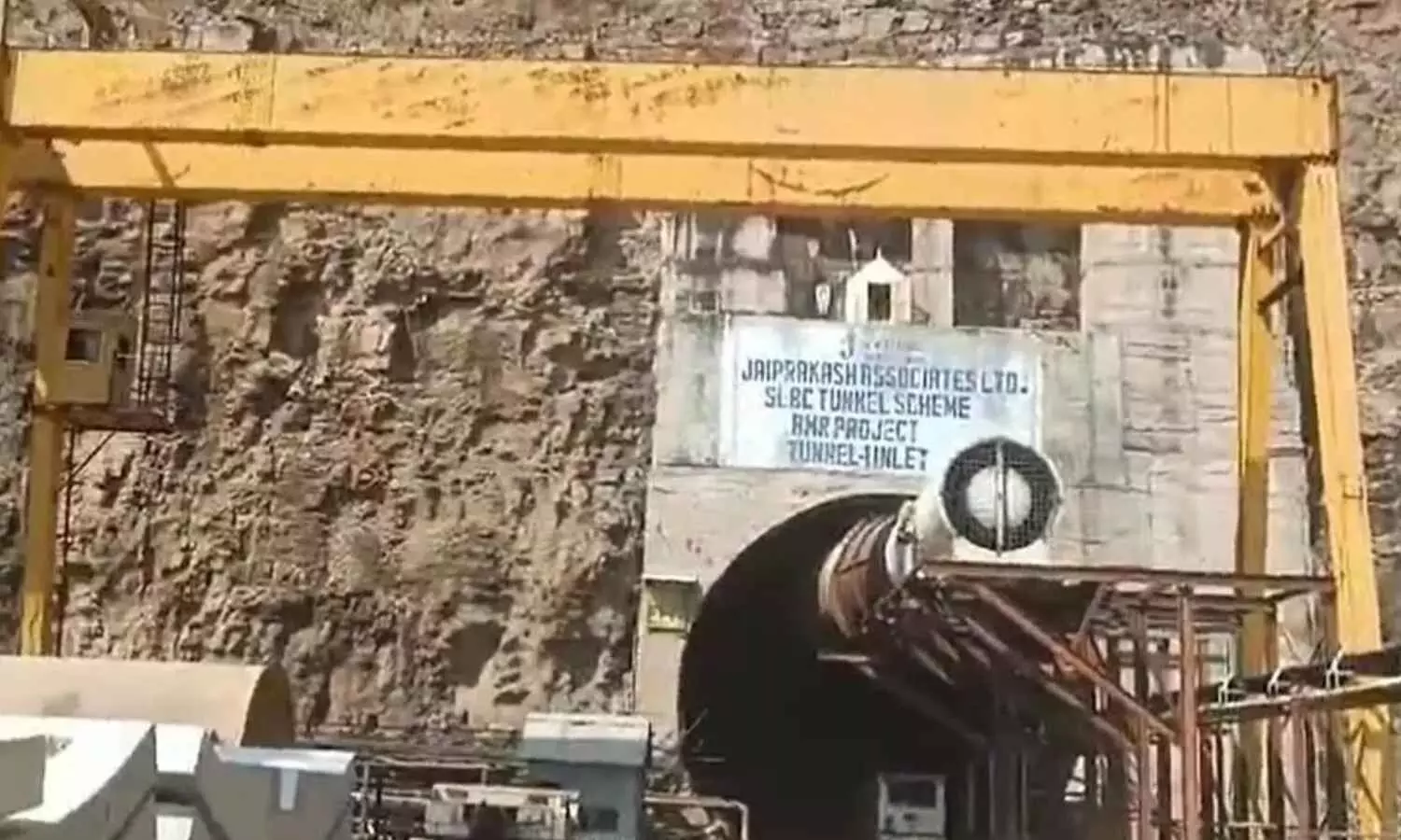 Live Updates: Expert Rescue Team from Uttarkashi Tunnel Deployed at Telangana SLBC Collapse Site