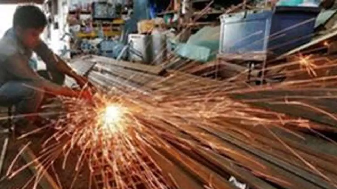 PMI Mfg Falls To 14-Mth Low In Feb