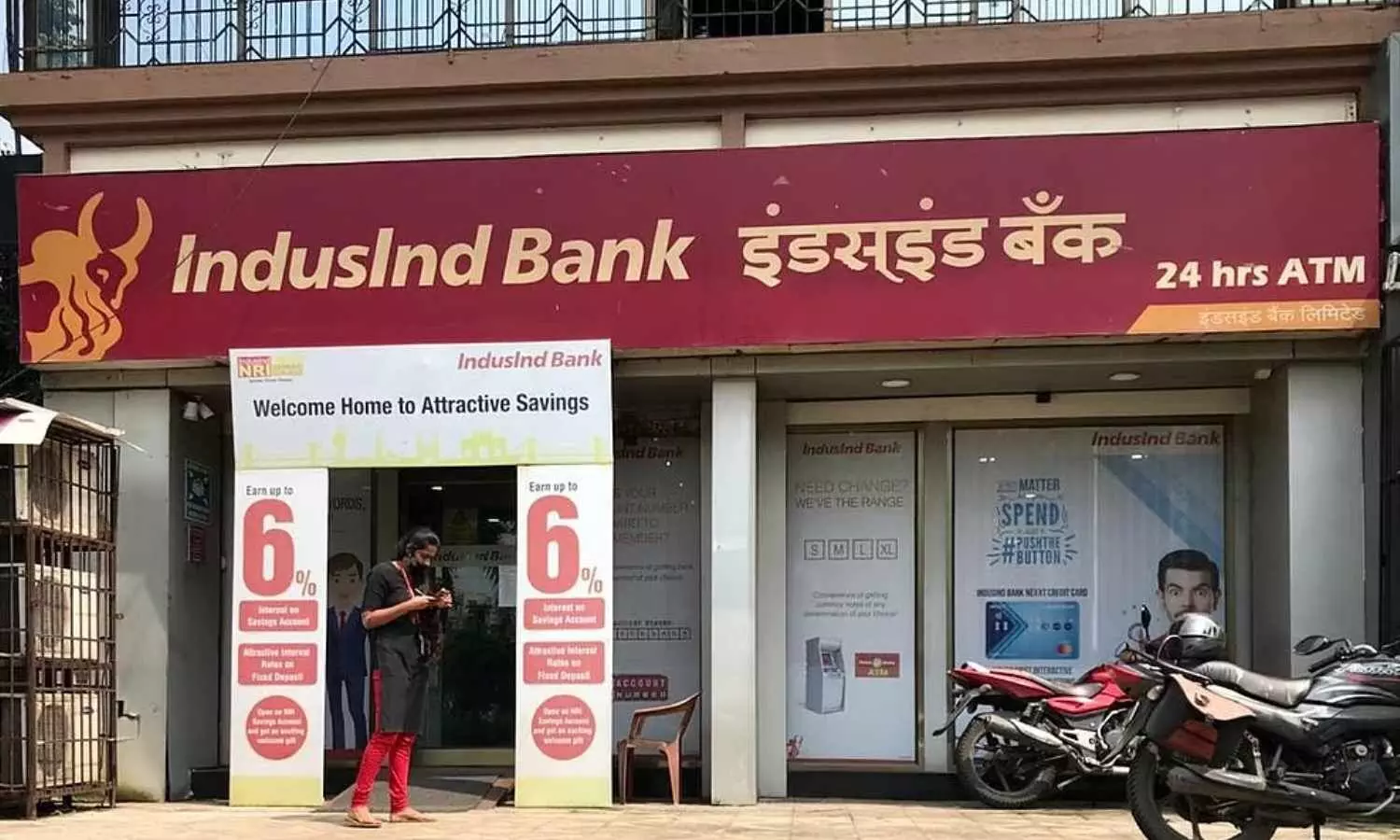 IndusInd Bank Tumbles Following CEO’s Short Tenure Extension