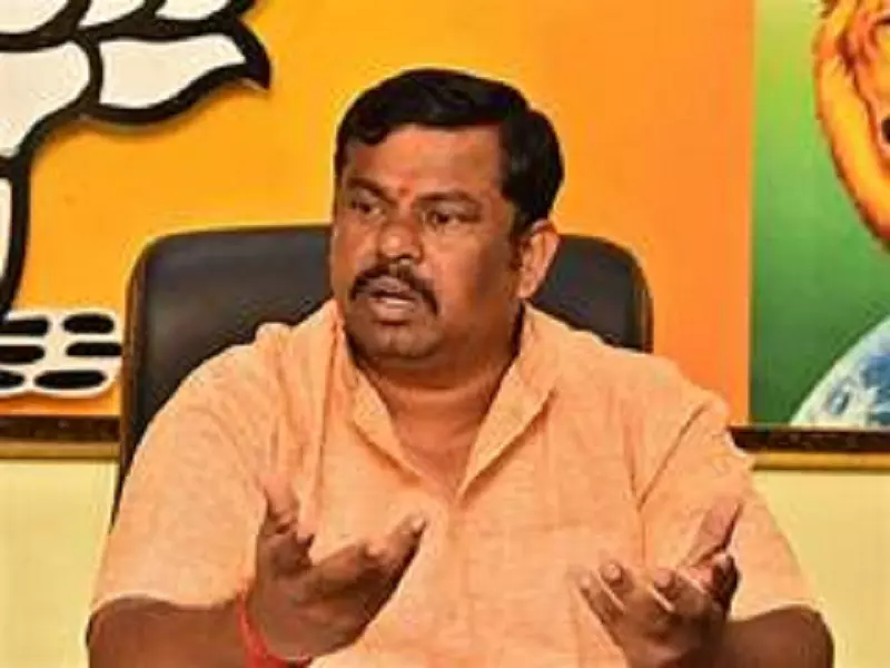 BJP MLA Raja Singh Slams Own Party Leaders